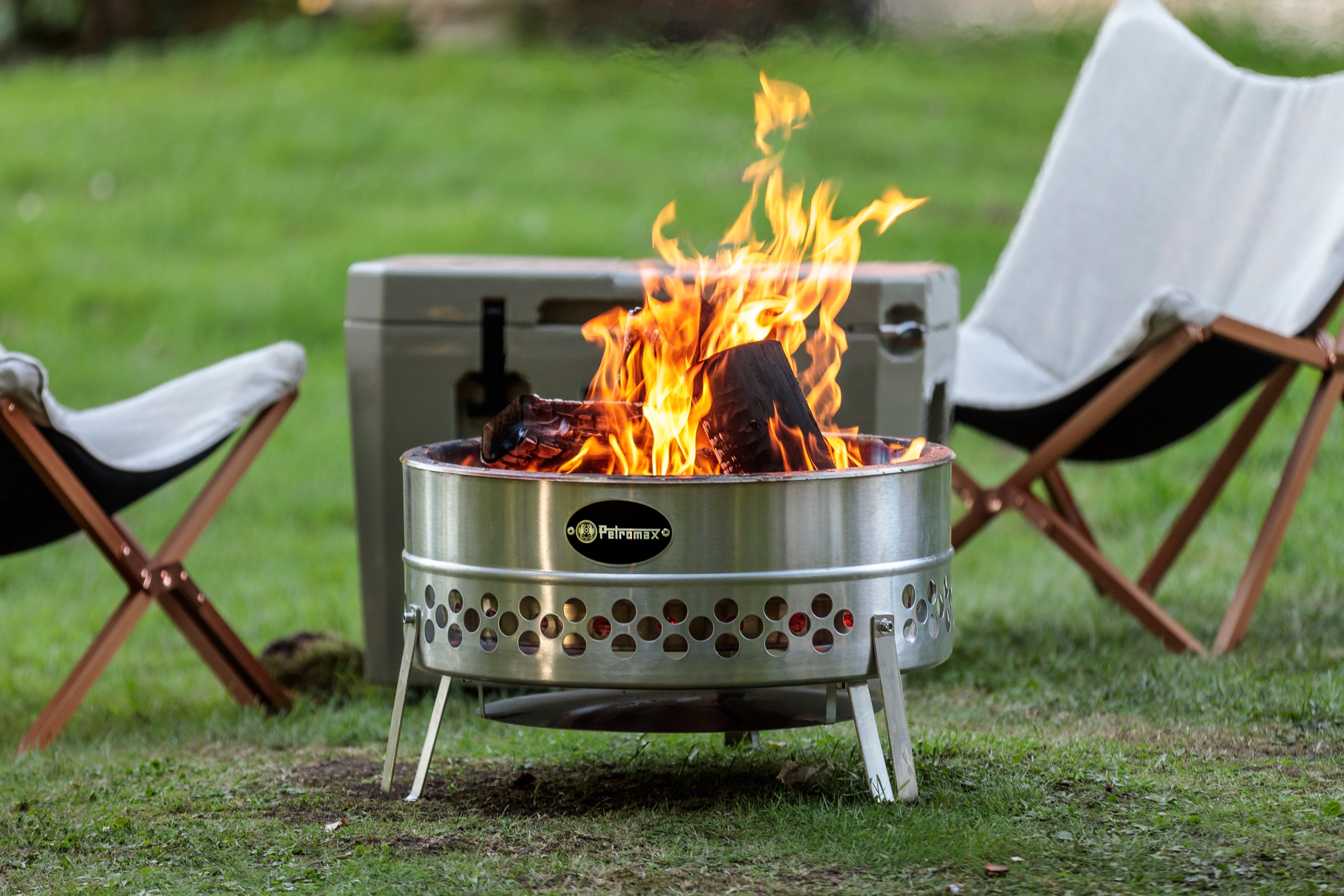 Fire Barrels, Bowls & Stoves – Berry Useful